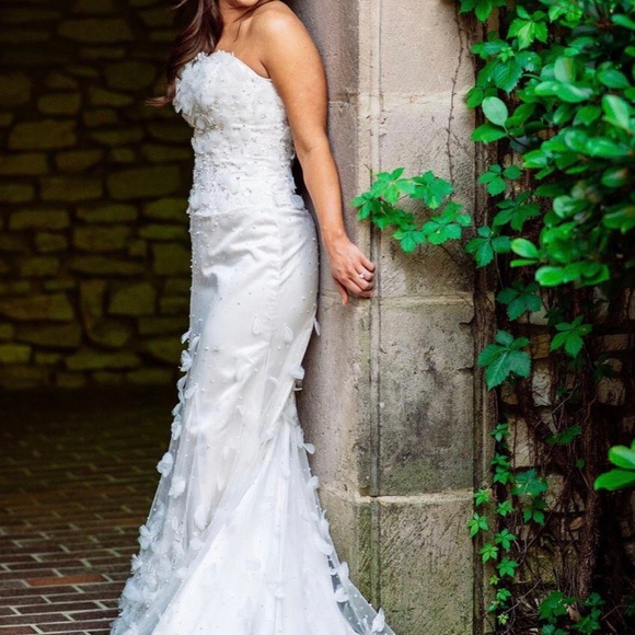 Strapless & Beaded Wedding Dress - Picture 2 of 4